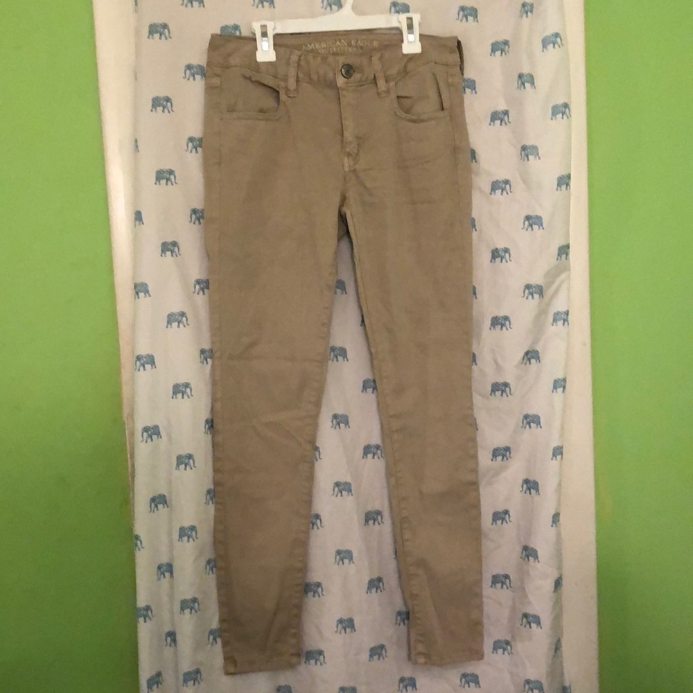 American Eagle super stretch khaki color jeans